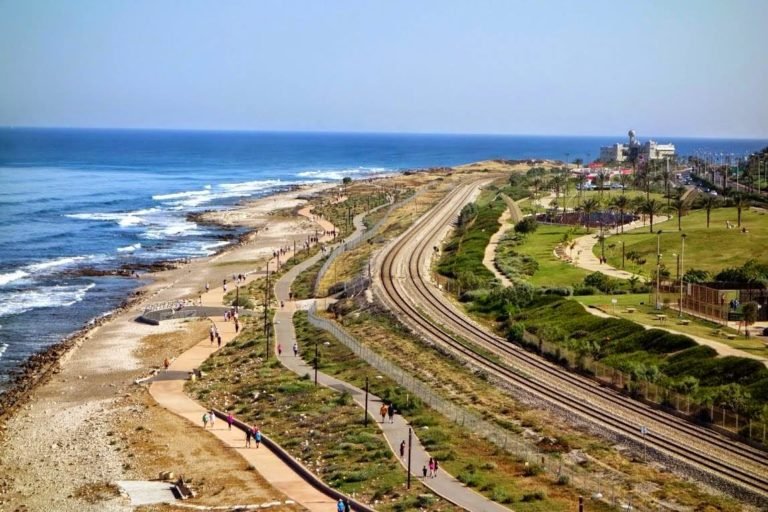 Jeleznodorojnie-tonneli-Haifa-2.jpg