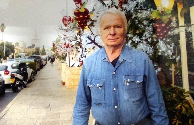 f543b629-ea26-498e-ac4e-17af062754e6